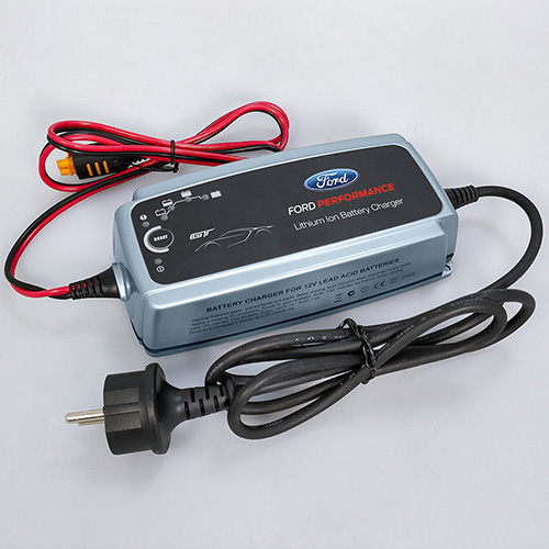 FORD GT BATTERY CHARGER/MAINTAINER KIT - EU SPECIFICATION